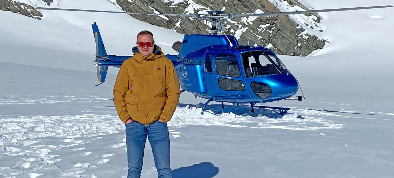 Mit ein paar Freunden flog Arne Fallapp auf den Franz-Josef-Gletscher in Neuseeeland - einer der Höhepunkte seines Auslandsjahres als Landwirt in Australien und Neuseeland.