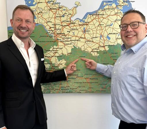 Geschäftsführer Matthias Krohn (links) und Oliver Stark bieten innovativen Service an.