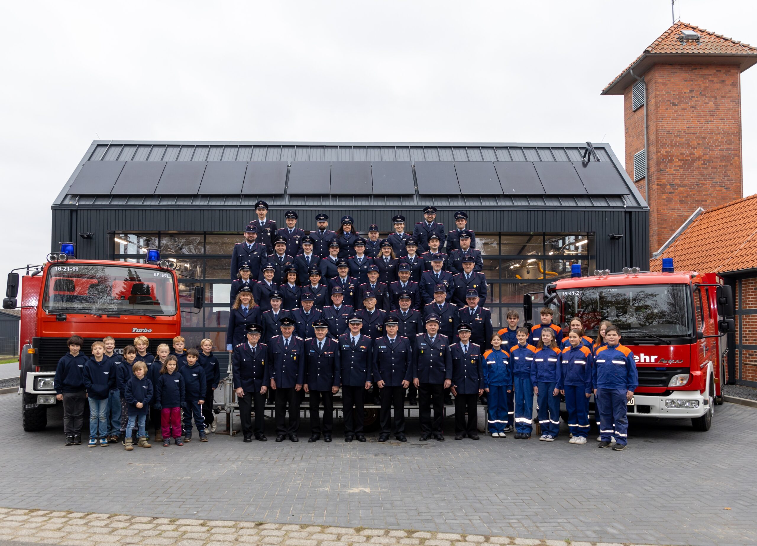 Das Team der Freiwilligen Feuerwehr Damnatz freut sich darauf, nach 2003 erneut Gastgeber des Kreisfeuerwehrtages sein zu dürfen.